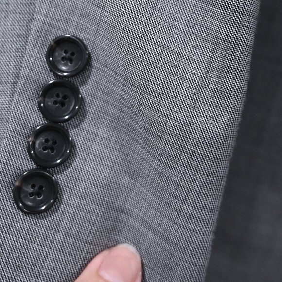 J. Crew Size 38R Ludlow Blazer in Tollegno 1900 Italian Wool - Picture 4 of 10